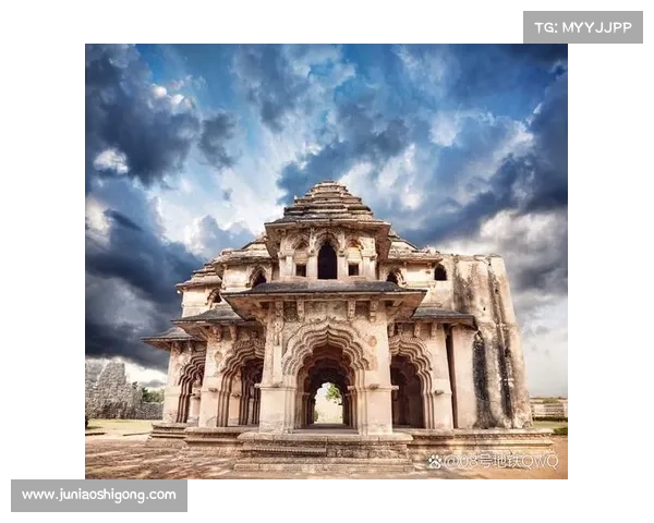 踏入伊瓦尔德废墟 探寻遗失文明的奥秘与时光的痕迹