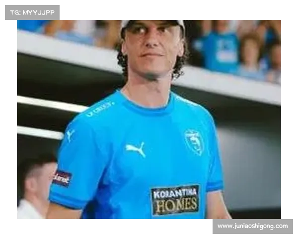 大卫路易斯的五大关键场上角色解析从防线核心到中场多面手