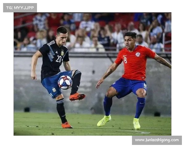 洛塞尔索在球场上的独特技术风格与全能表现分析